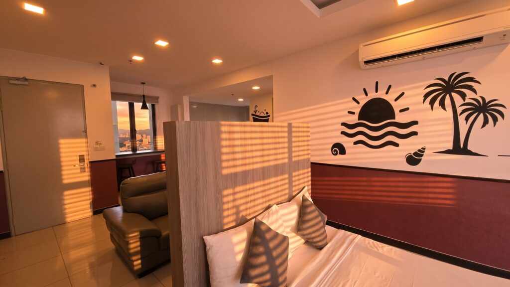 Upgraded room photo: Sunset Suite Bedroom